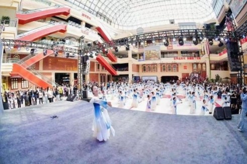 中国10212人,创造了一项中国舞的吉尼斯世界纪录 中国10212人,创造了一项中国舞的吉尼斯世界纪录