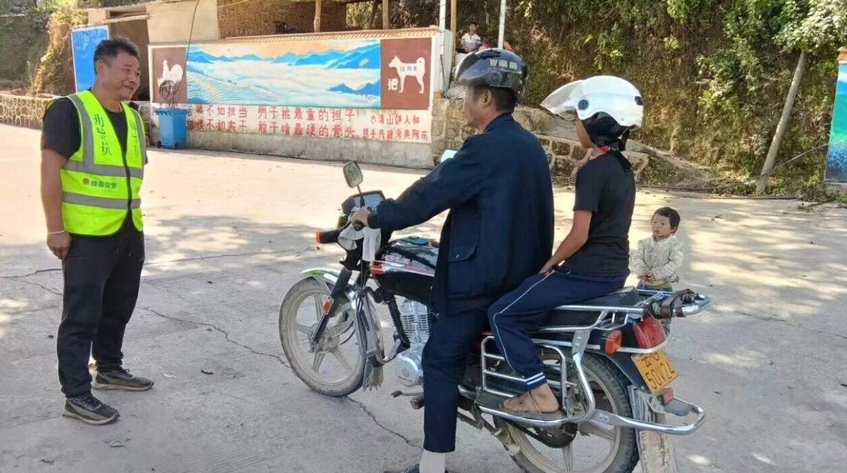 小劝导守护大平安！牛孔镇筑牢山区农村道路安全防线